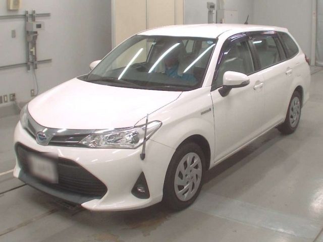 33058 Toyota Corolla fielder NKE165G 2019 г. (CAA Tokyo)